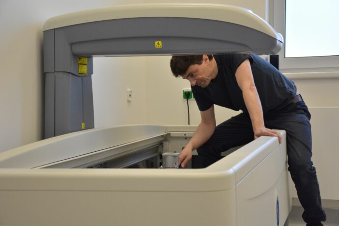 Denzitometr, instalace. Foto © Město Bohumín