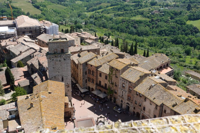 San Gimignano, Piazza de la Cisterna. Foto © se svolením Alena Vorlíčková