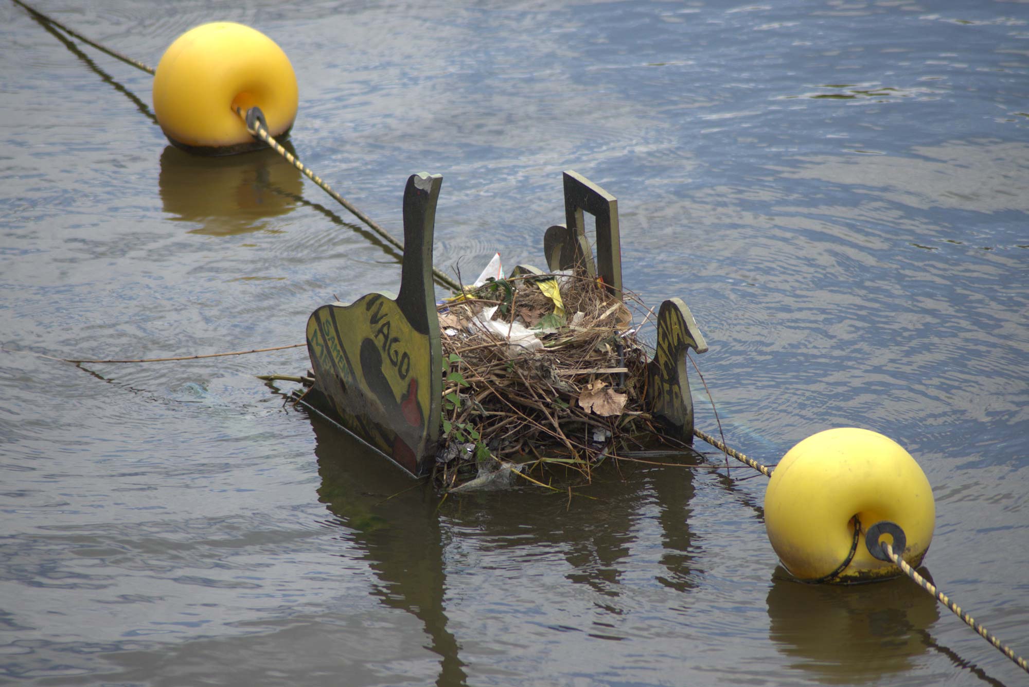 Módní design. Jaron Vandevelde, MeerKoet, MinderAfval, IdaBomm. Foto: ©Designblok
